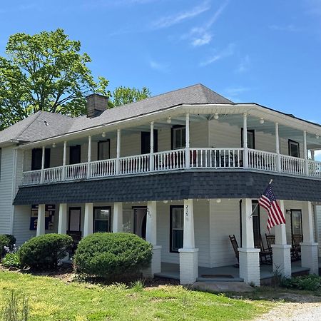 Ozark Country Inn เมาน์เทนวิว ภายนอก รูปภาพ