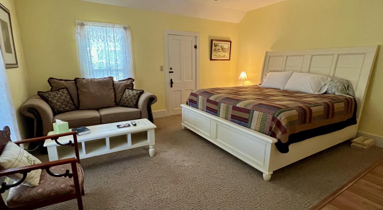 Ozark Country Inn เมาน์เทนวิว ภายนอก รูปภาพ
