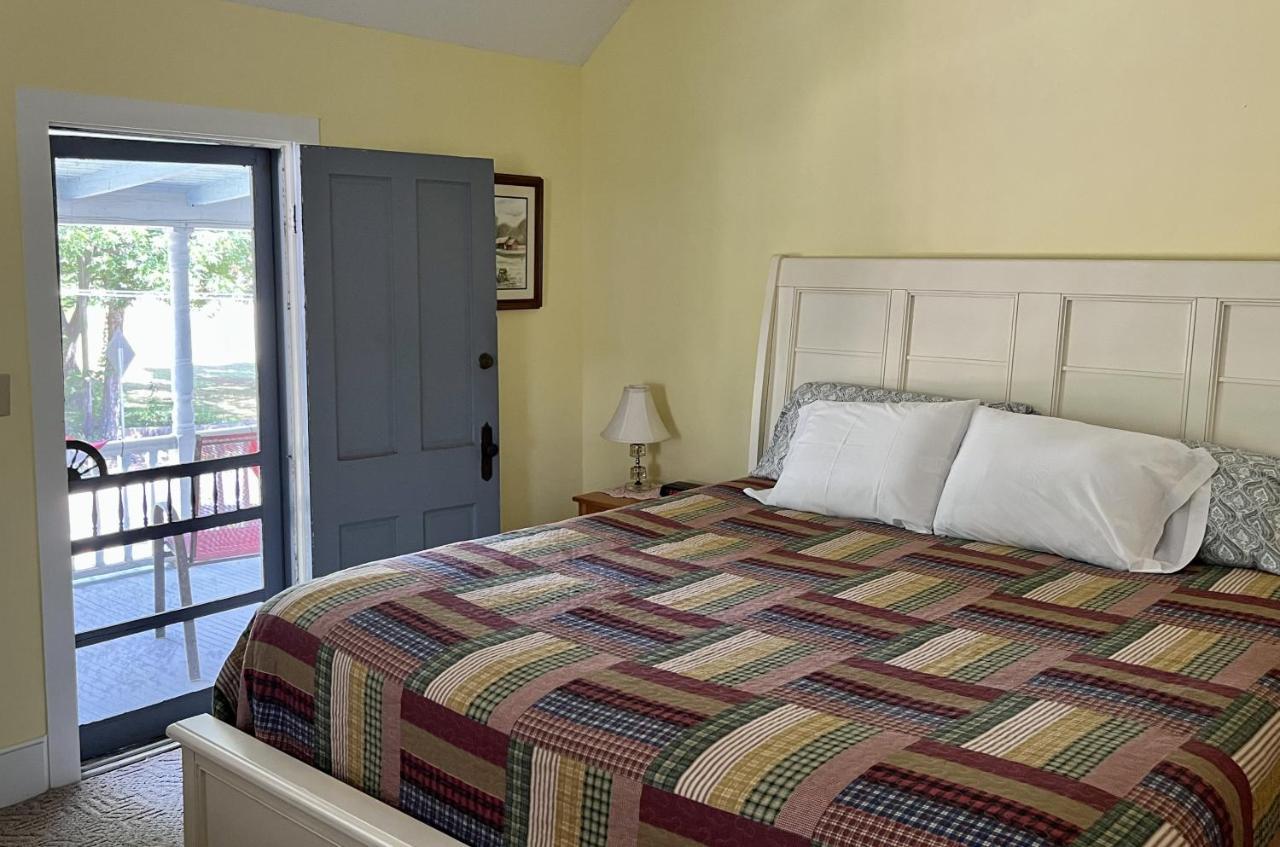 Ozark Country Inn เมาน์เทนวิว ภายนอก รูปภาพ