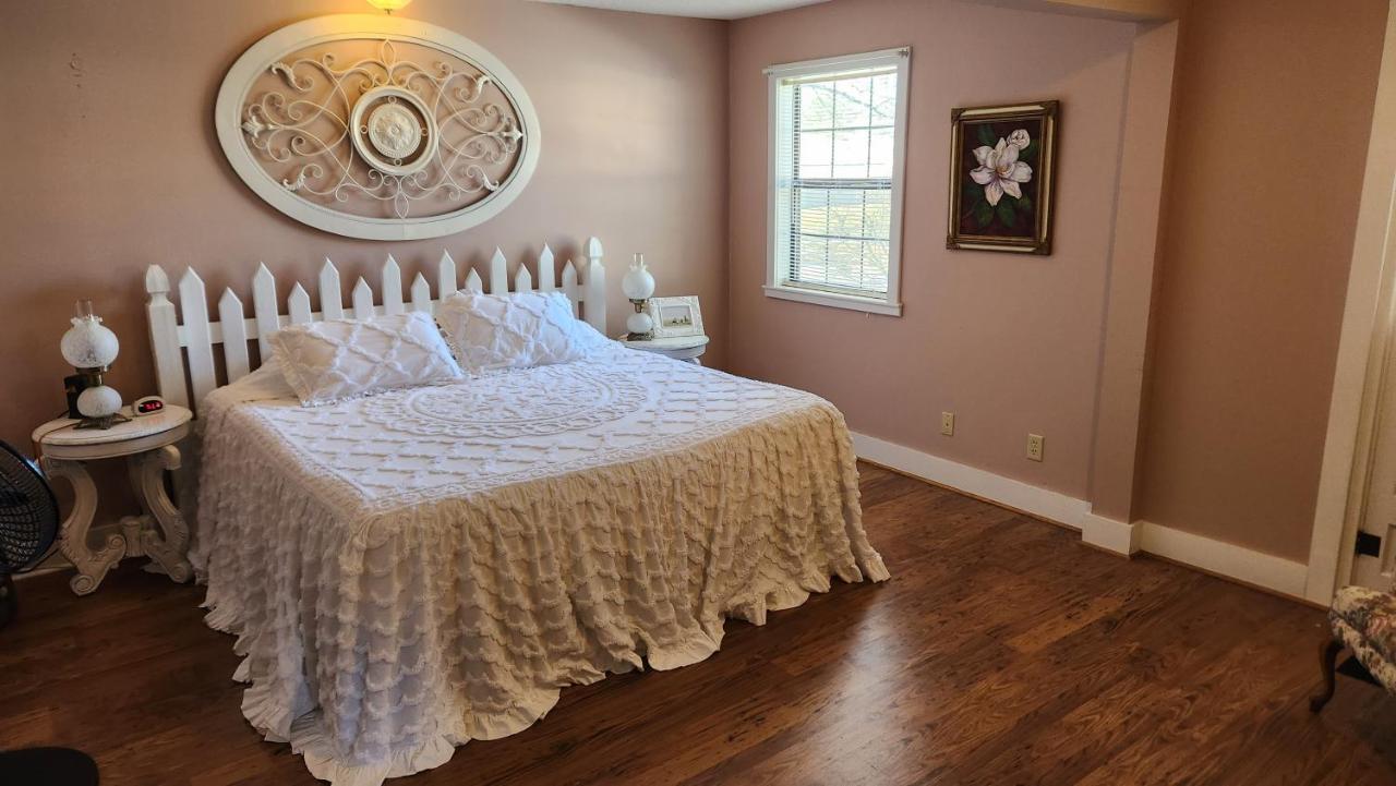Ozark Country Inn เมาน์เทนวิว ภายนอก รูปภาพ