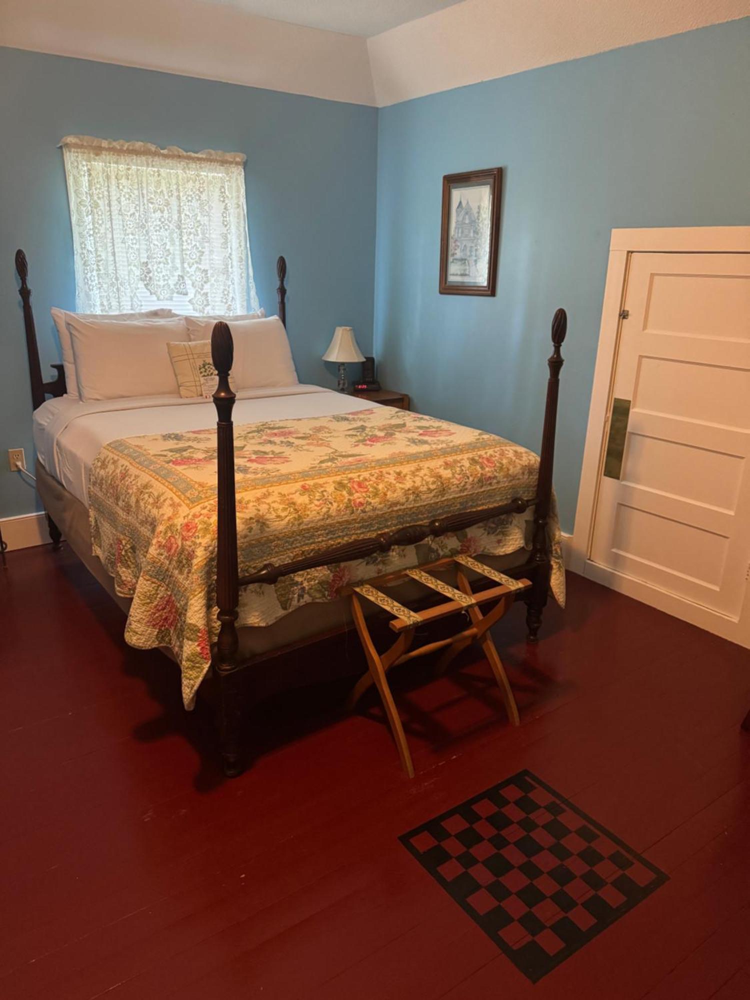 Ozark Country Inn เมาน์เทนวิว ภายนอก รูปภาพ