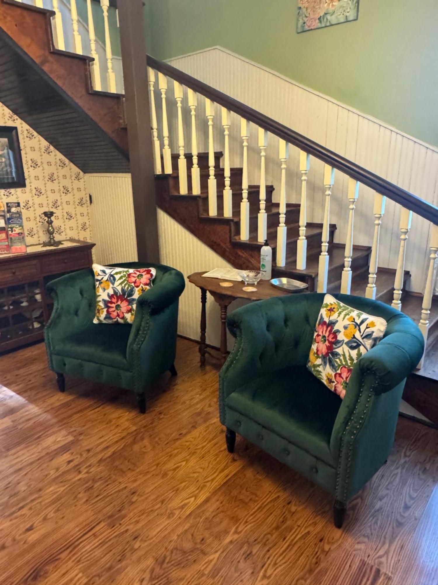 Ozark Country Inn เมาน์เทนวิว ภายนอก รูปภาพ