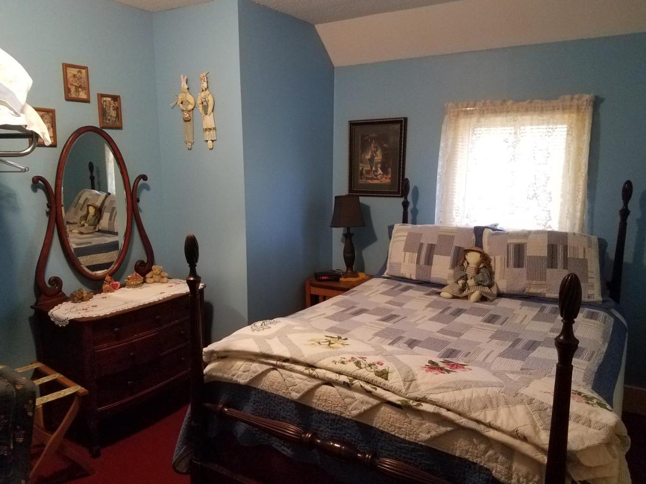 Ozark Country Inn เมาน์เทนวิว ภายนอก รูปภาพ