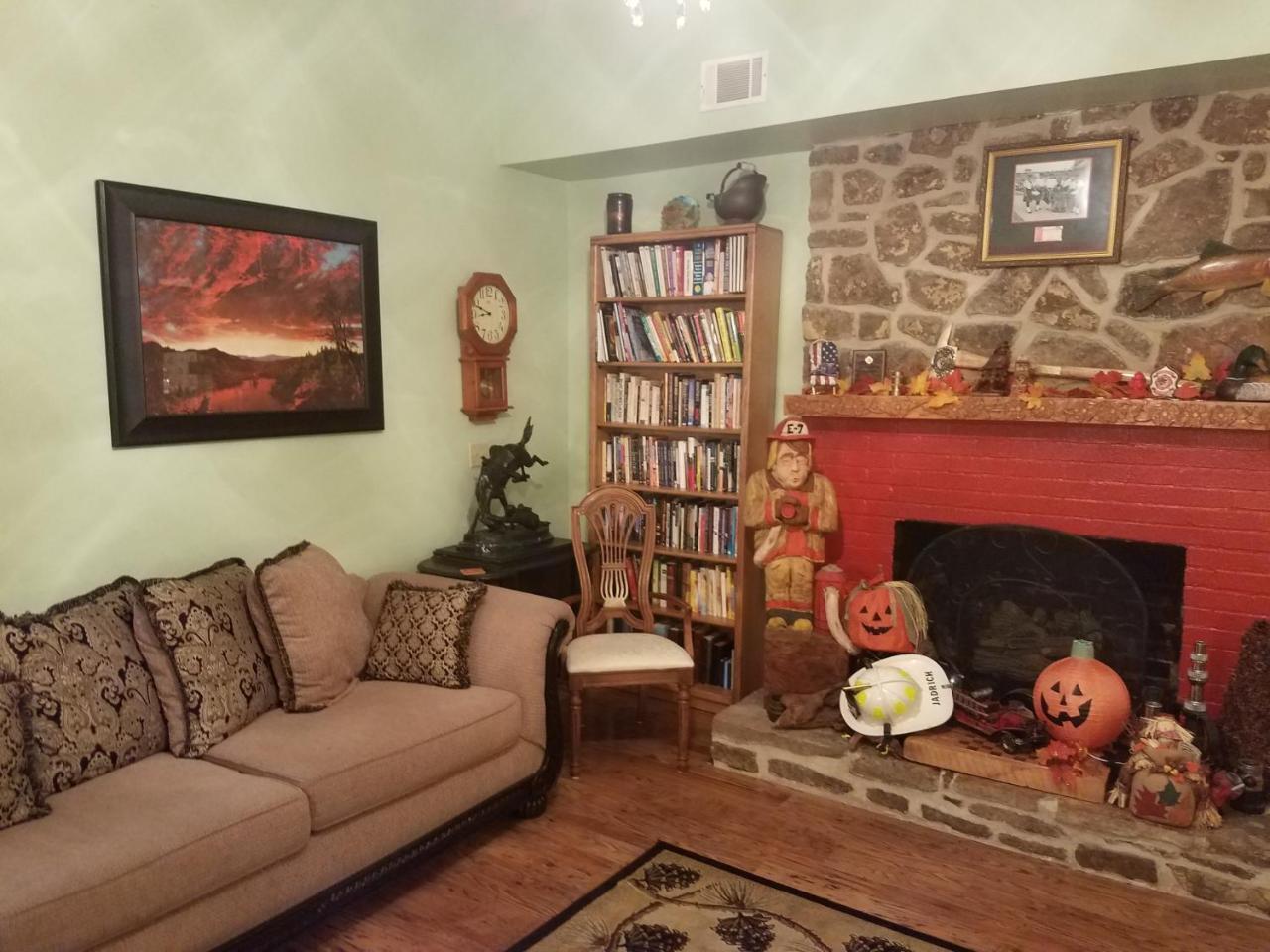 Ozark Country Inn เมาน์เทนวิว ภายนอก รูปภาพ