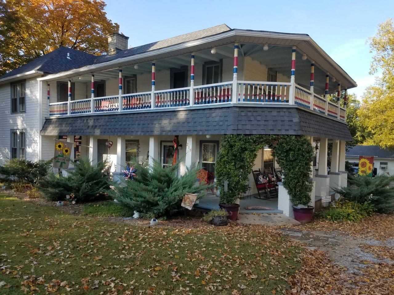 Ozark Country Inn เมาน์เทนวิว ภายนอก รูปภาพ