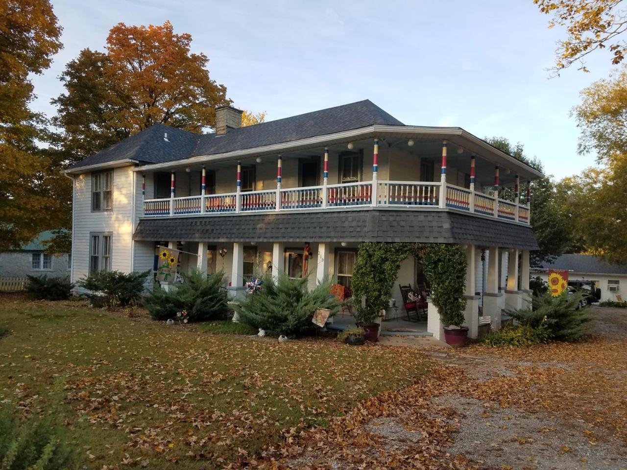 Ozark Country Inn เมาน์เทนวิว ภายนอก รูปภาพ